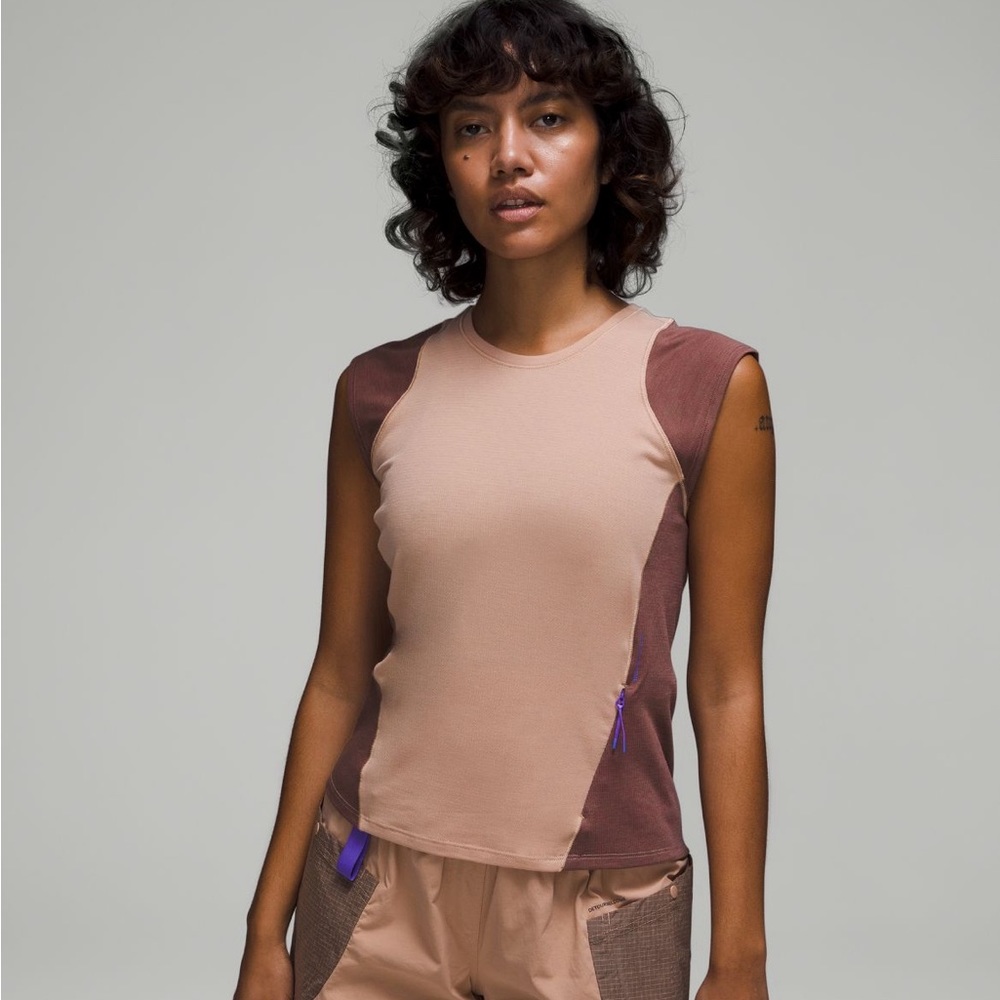 LULULEMON hiking top